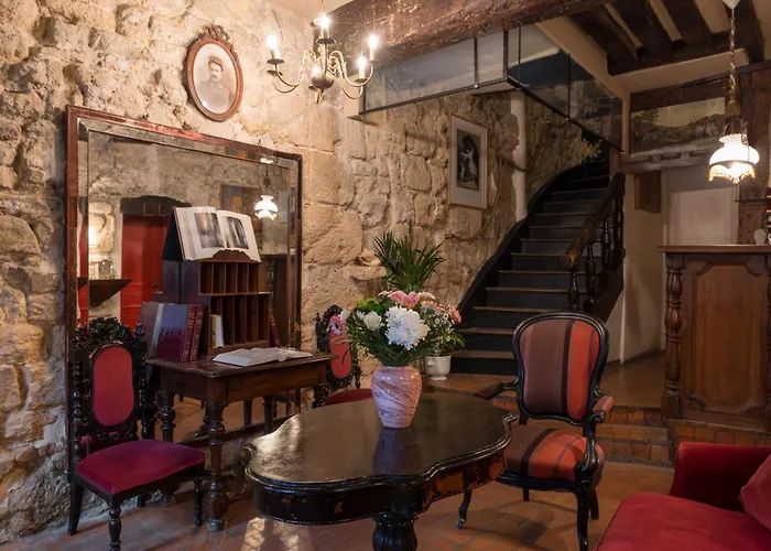 EsmeraldaHotel Pas Cher Paris